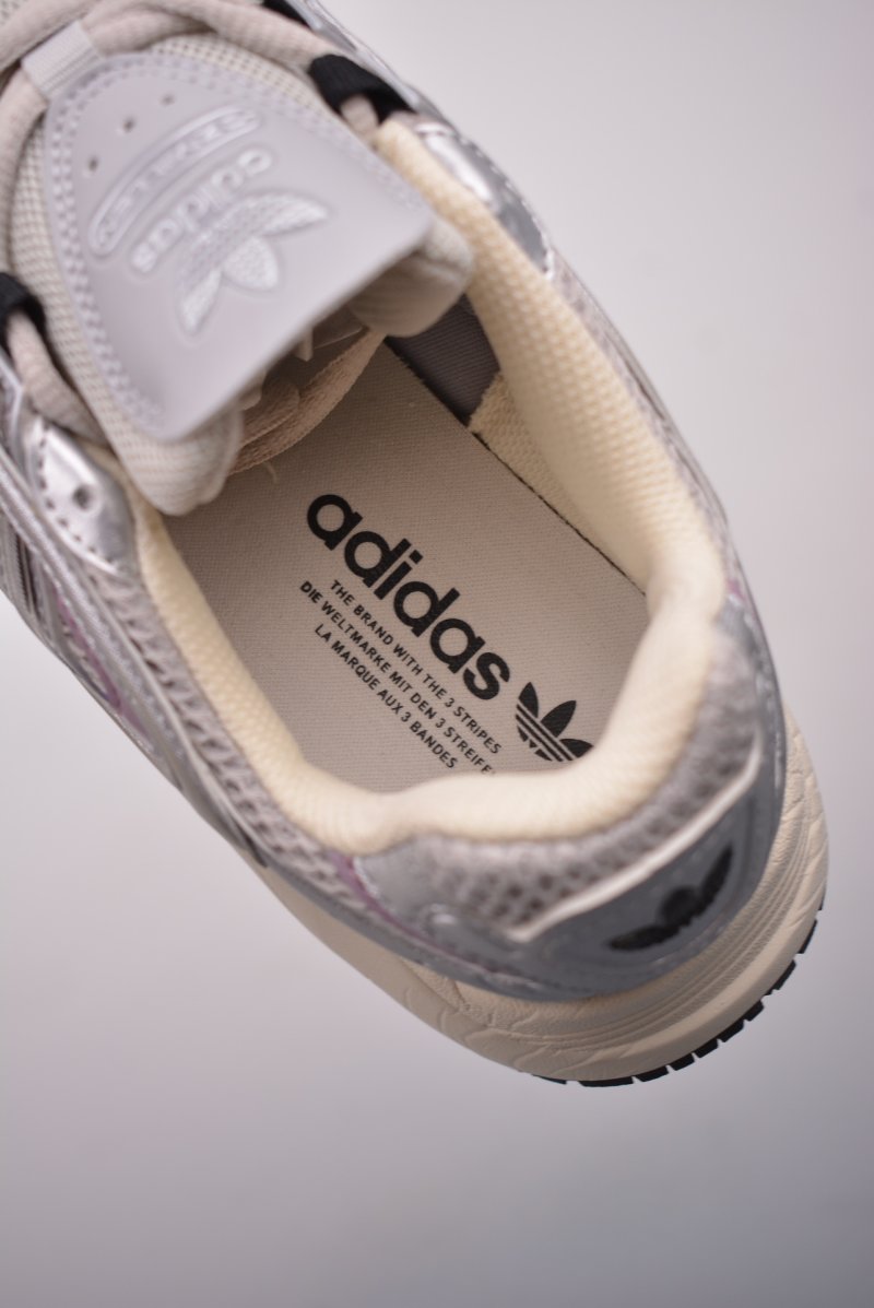 Adidas Originals Ozmillen view