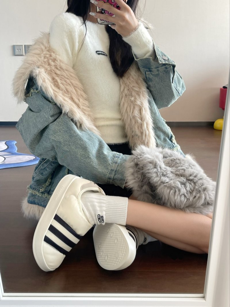 Adidas Originals Puffylette view