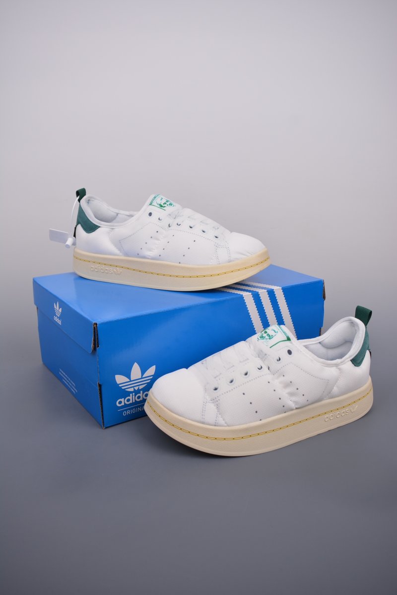 Adidas Puffylette view