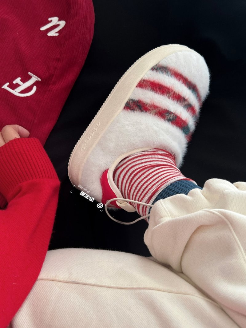 Adidas Puffylette Knit view