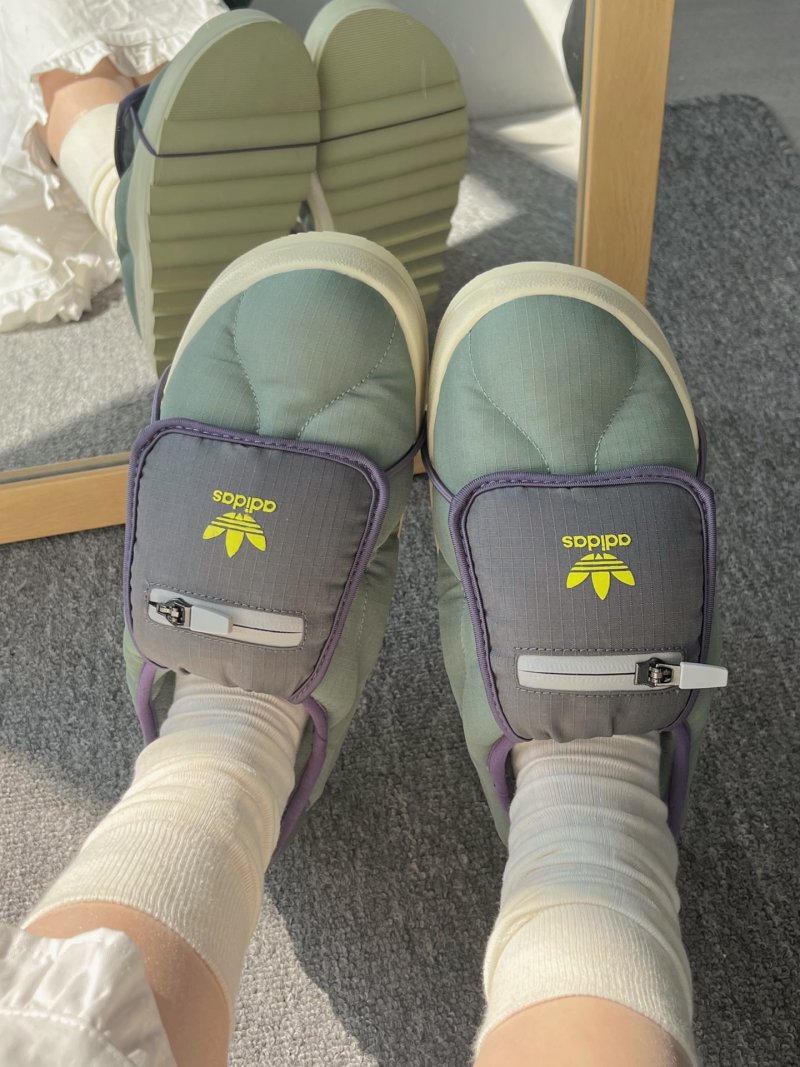 Adidas Adilette Puffylette view