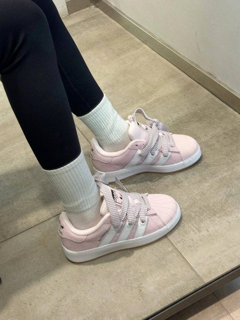 Adidas Superstar XLG W view