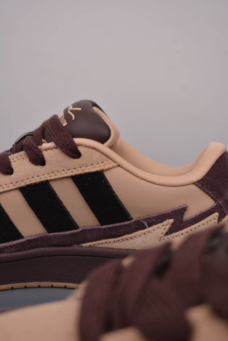 Adidas WCARD ADV view