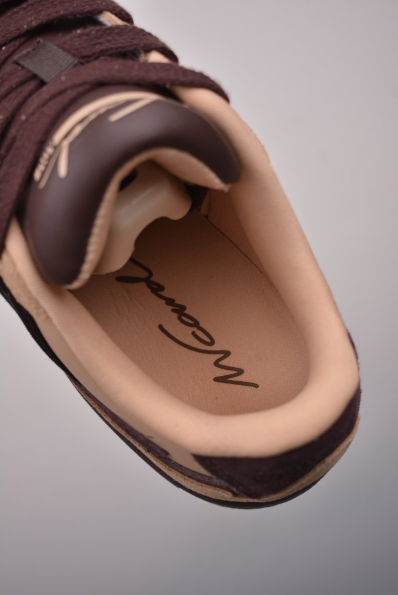 Adidas WCARD ADV view