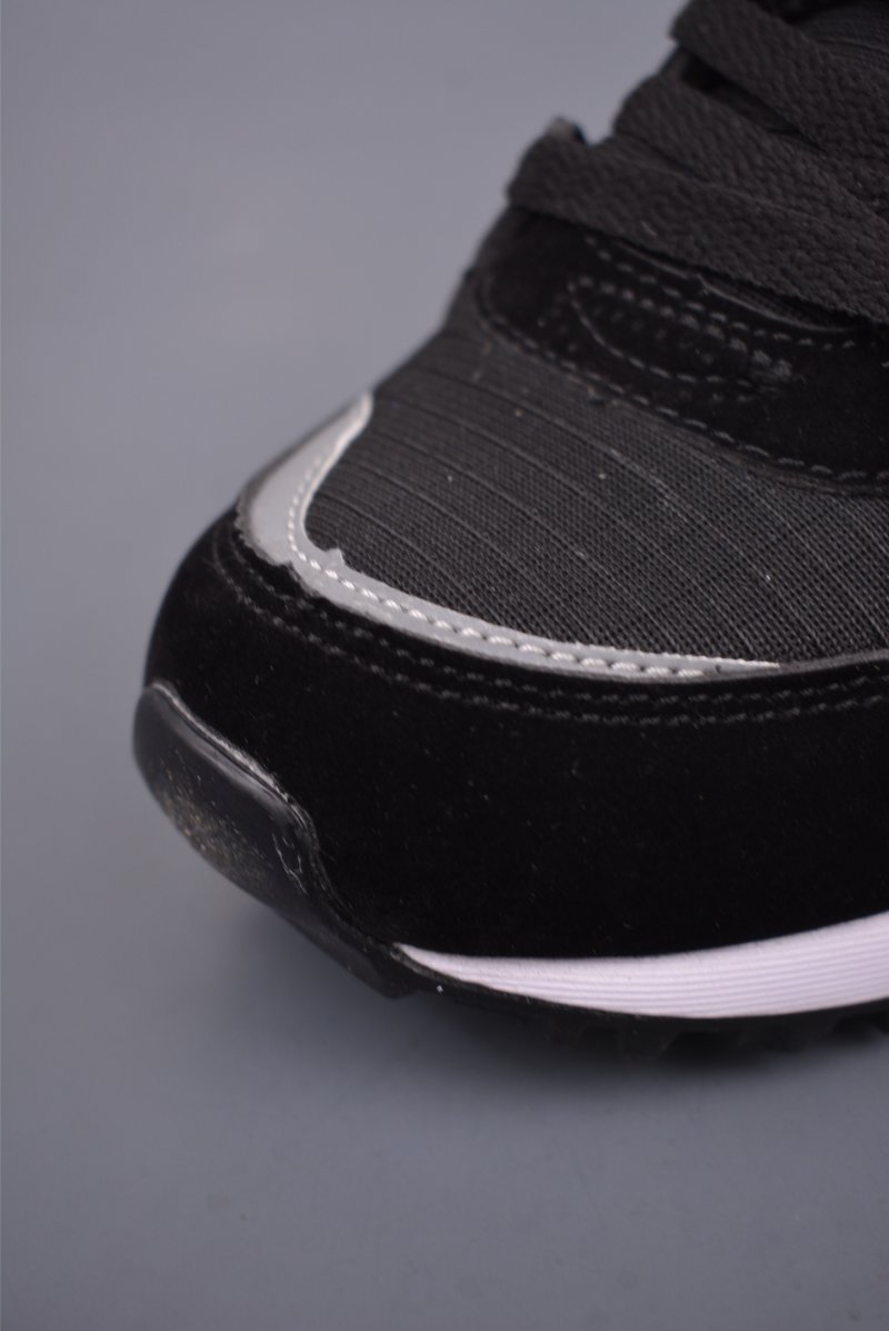 Adidas ZX750 view