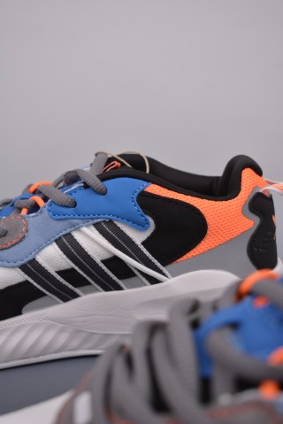 Adidas Hi-Tail view 8