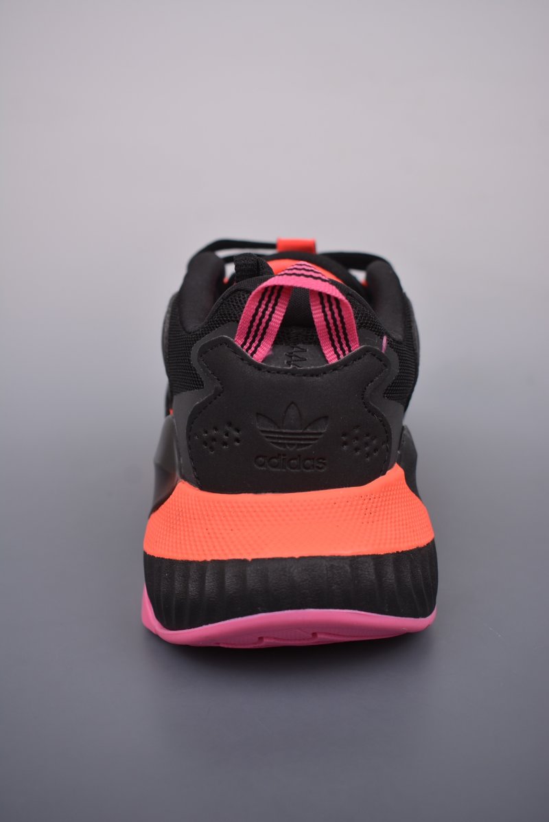 Adidas Hi-Tail view