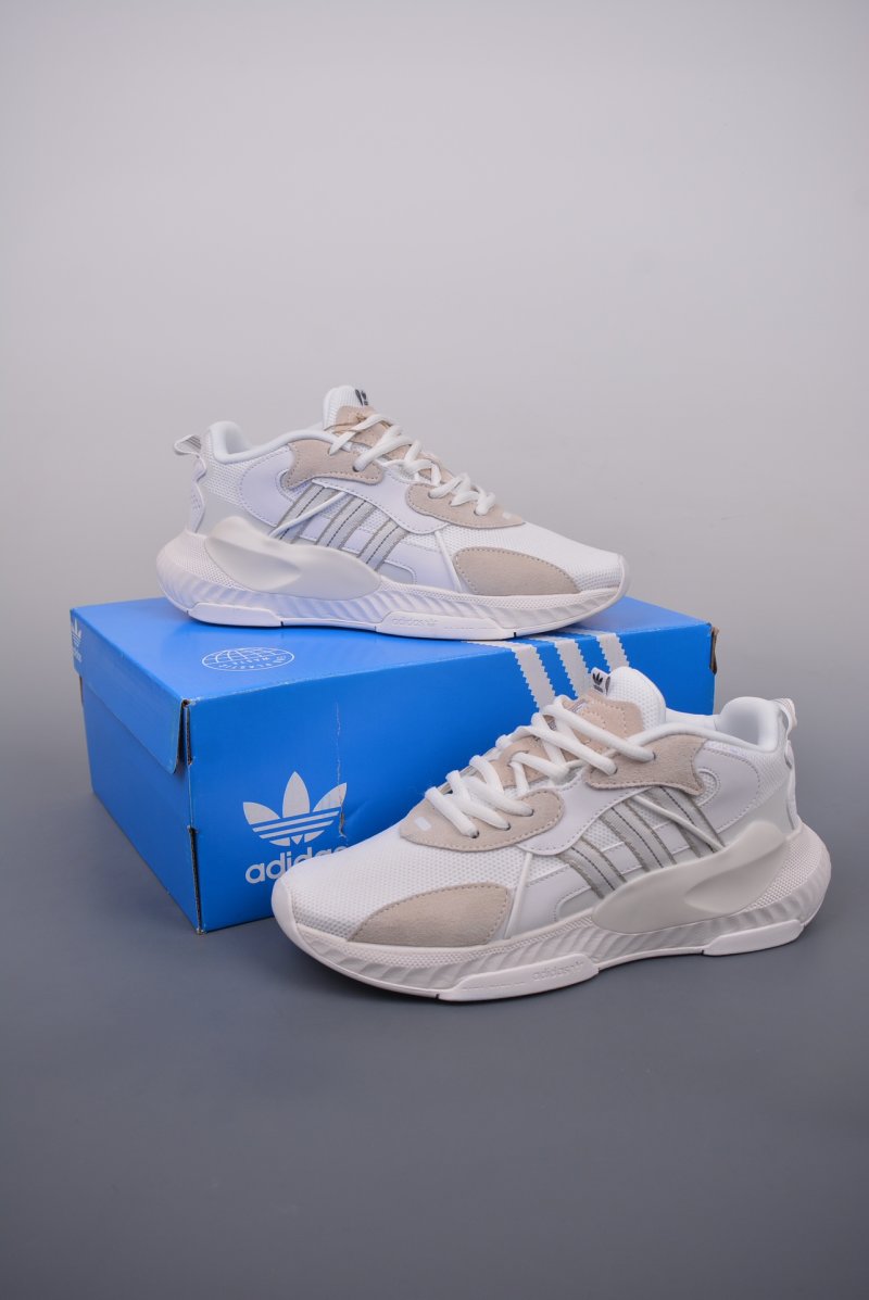 Adidas Hi-Tail view