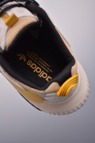 Adidas Hi-Tail view 9