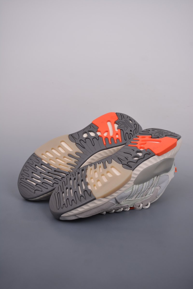 Adidas Hi-Tail view