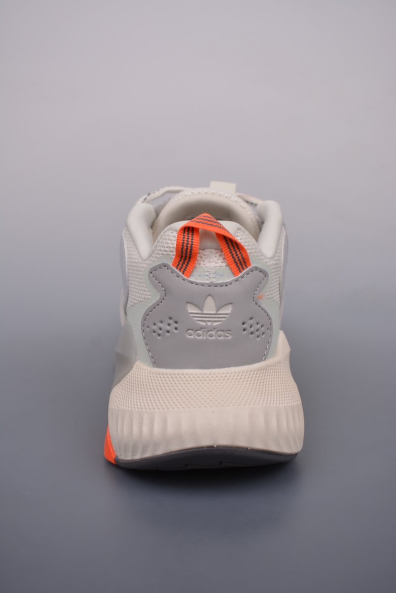 Adidas Hi-Tail view