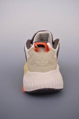 Adidas Hi-Tail view 4