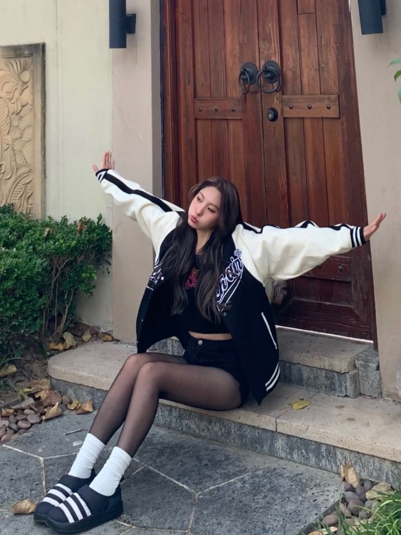 Adidas Puffylette view