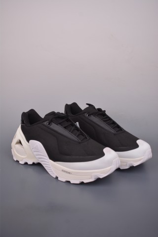 Adidas Wonder Runner Turbo view 1