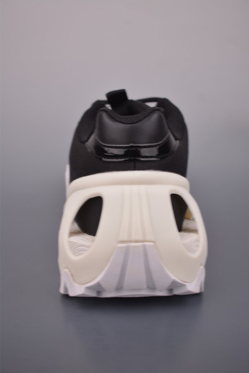 Adidas Wonder Runner Turbo view