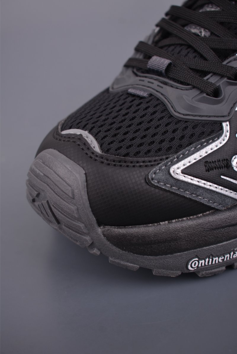 Adidas XLG Storm Edge view