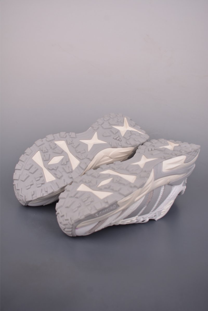 Adidas XLG Storm Edge view