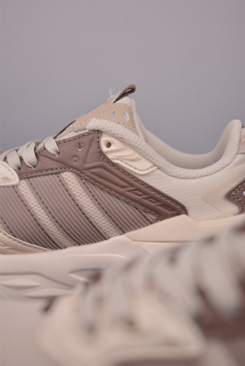 Adidas XLG Storm Edge view