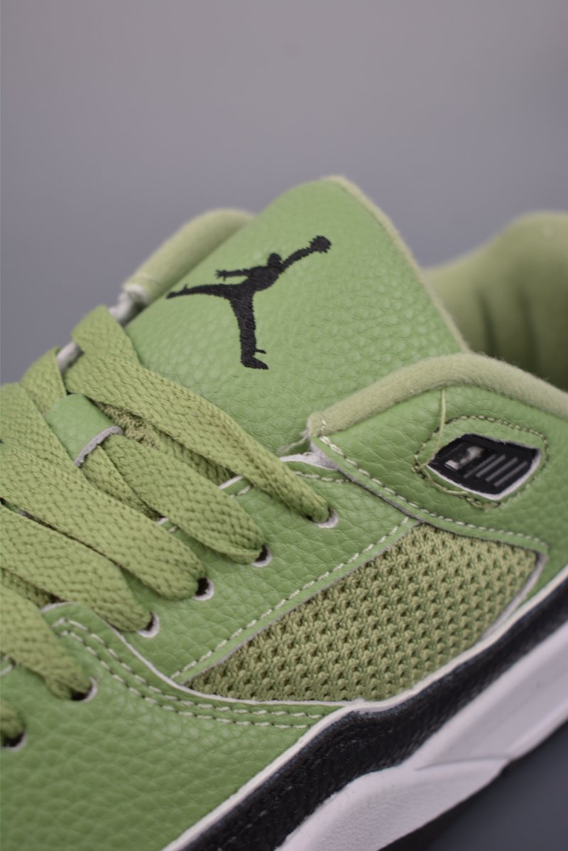 Air Jordan Flight Court view