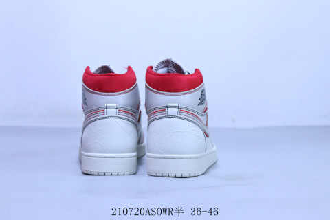 Air Jordan 1 Low view 3