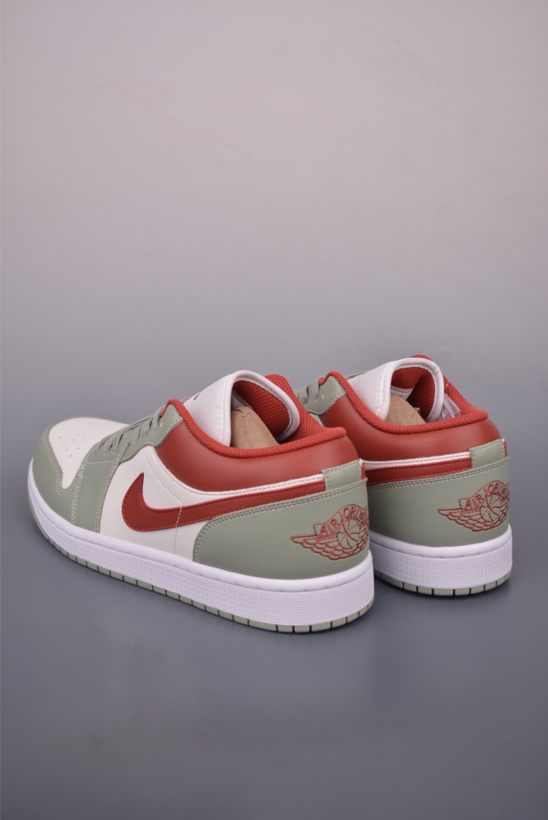 Air Jordan 1 Low 'White / Green / Red' view