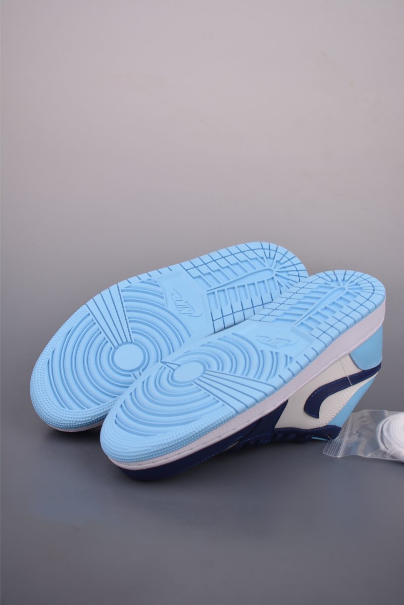 Air Jordan 1 Low 'White / Blue' view