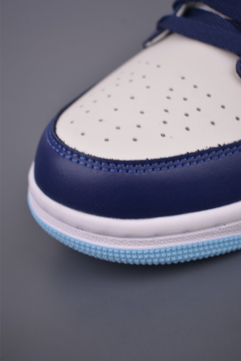 Air Jordan 1 Low 'White / Blue' view
