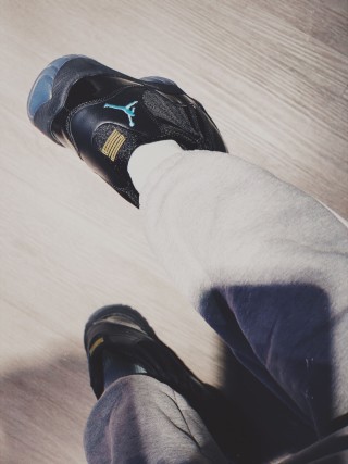 Air Jordan 11 Retro view 5