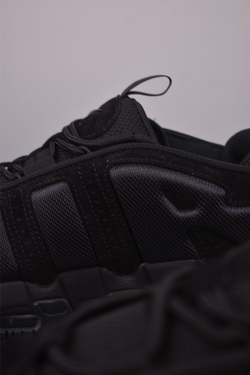 Air More Uptempo view