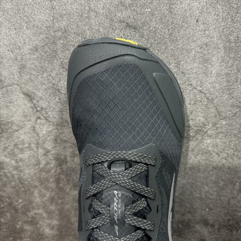 Altra Lone Peak 9 view