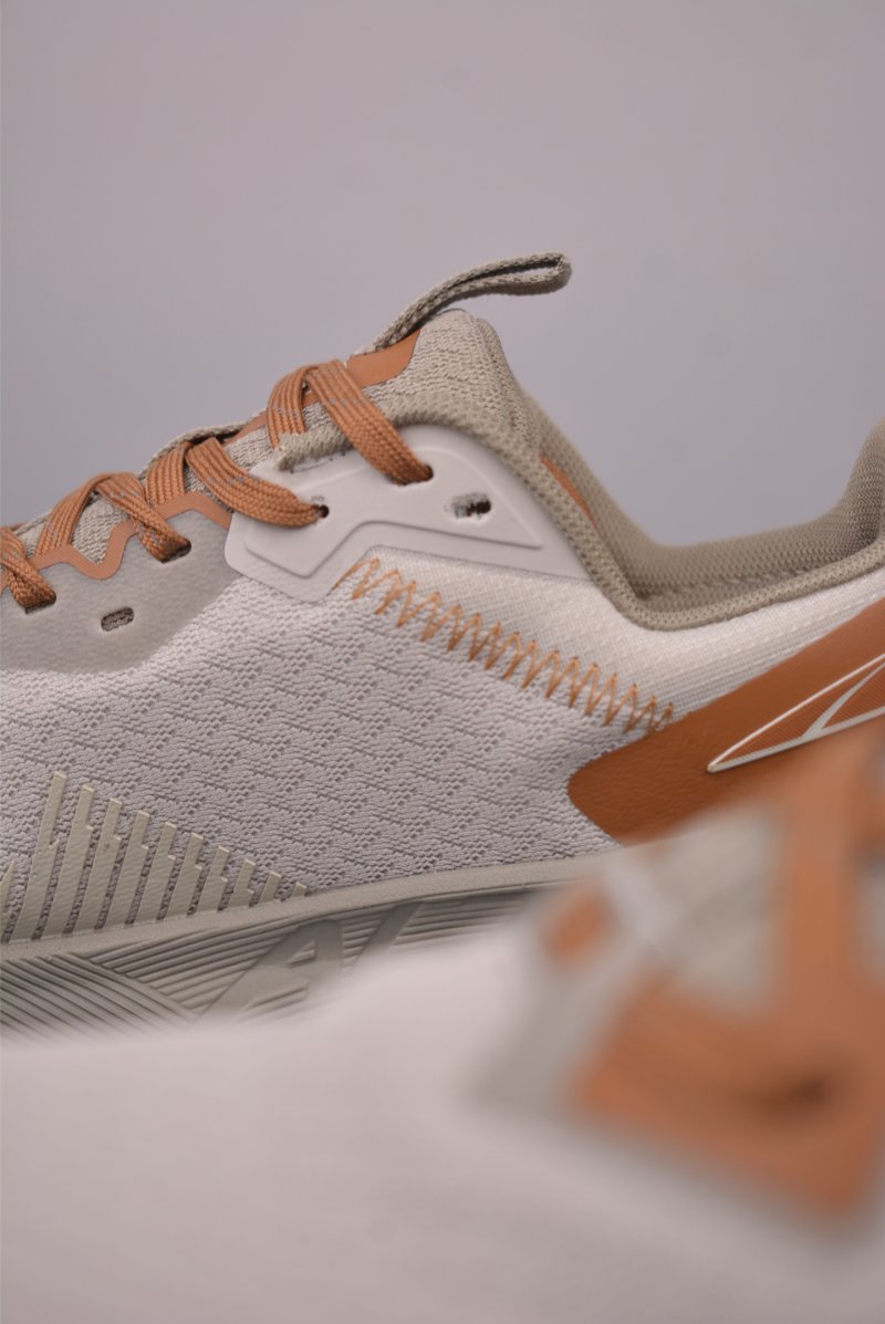 Altra M Experience Wild 2 view