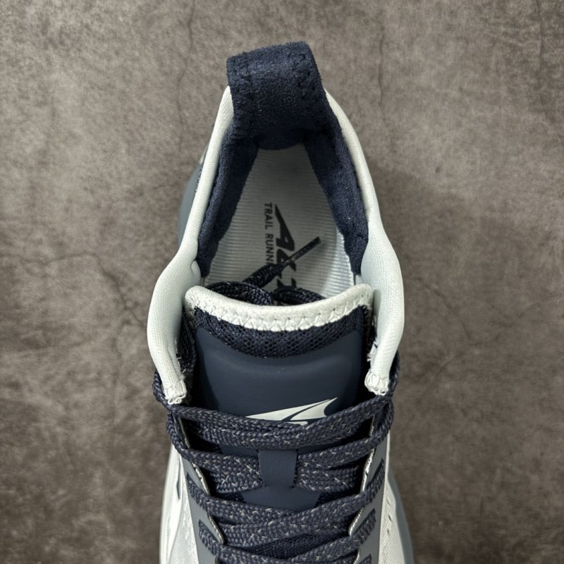 Altra Olympus 6 'Gold' view