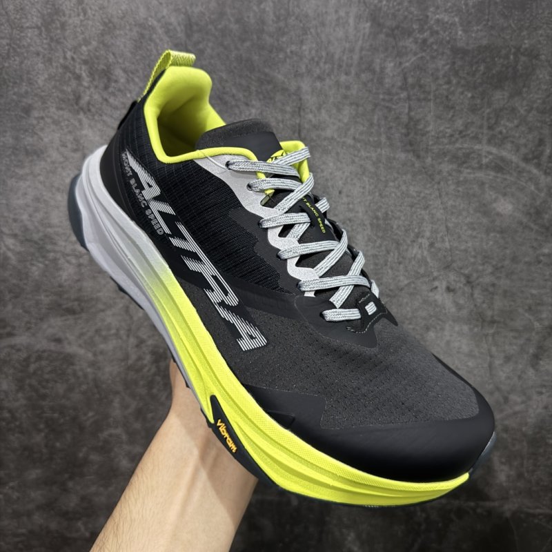 Altra Speed Mont Blanc view
