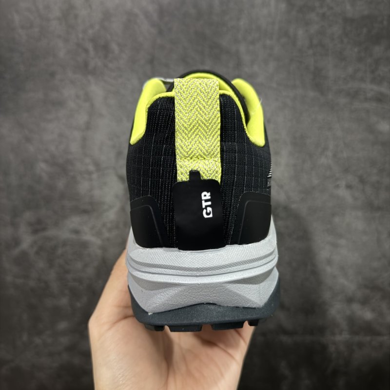 Altra Speed Mont Blanc view