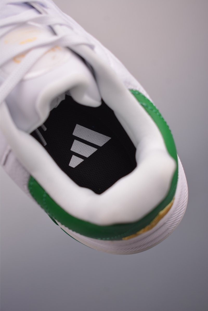 Adidas Barricade 13 view