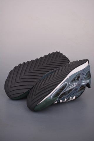 Bottega Veneta Orbit Runner view 3