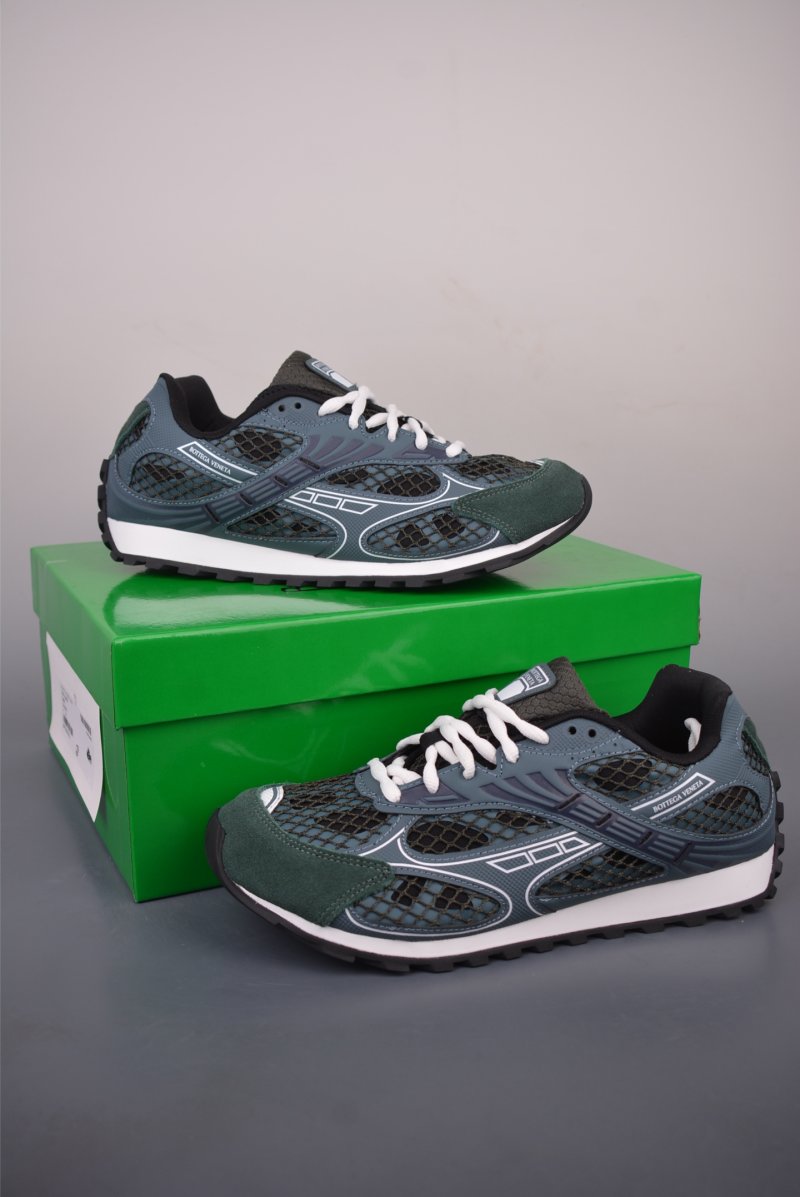 Bottega Veneta Orbit Runner view
