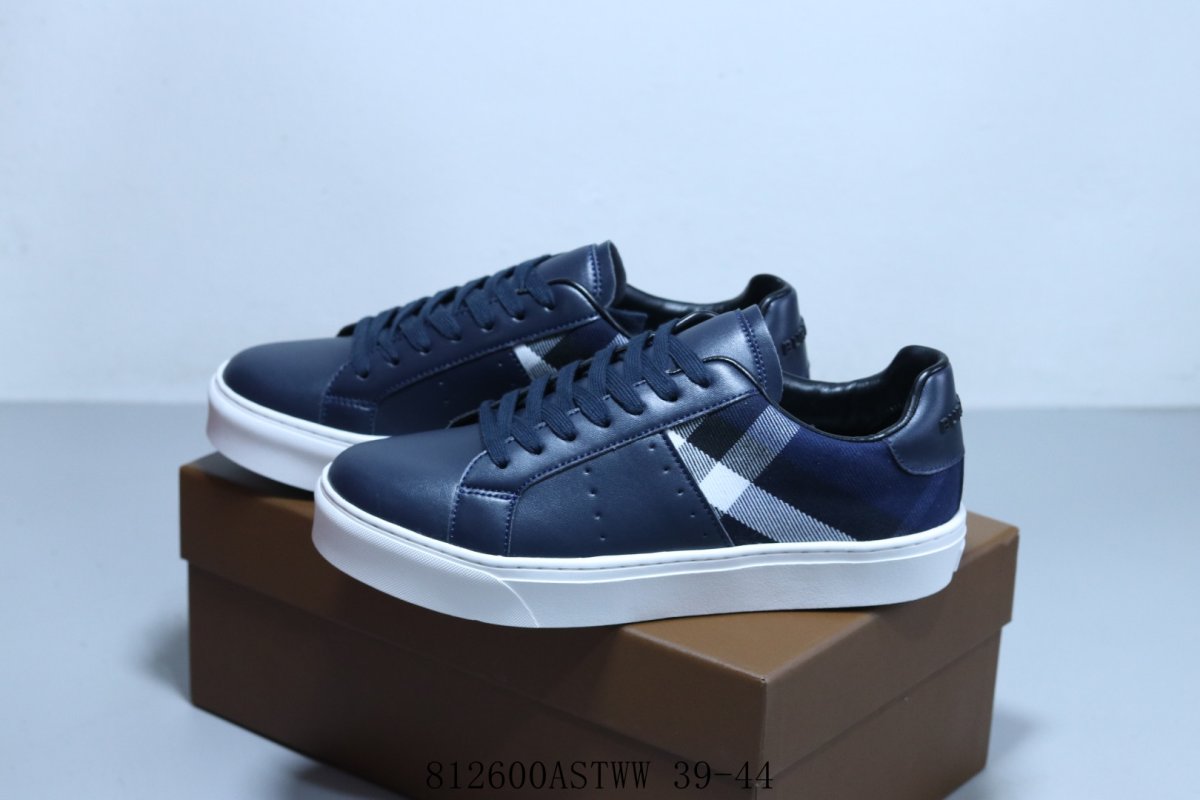 Burberry Canvas Leather Low view