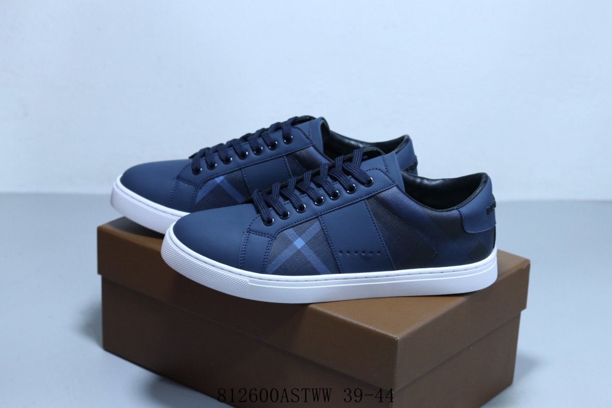 Burberry Canvas Leather Low view