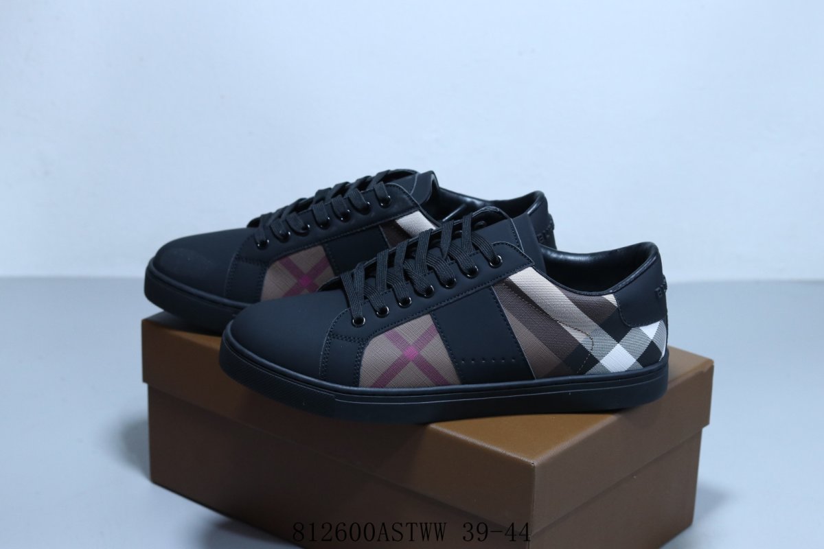 Burberry Canvas Leather Low view