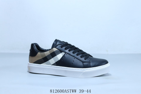 Burberry Canvas Leather Low view 1
