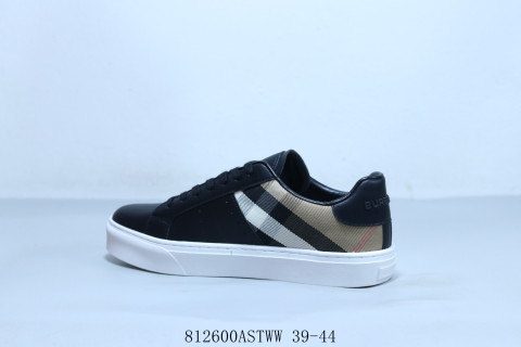 Burberry Canvas Leather Low view 2