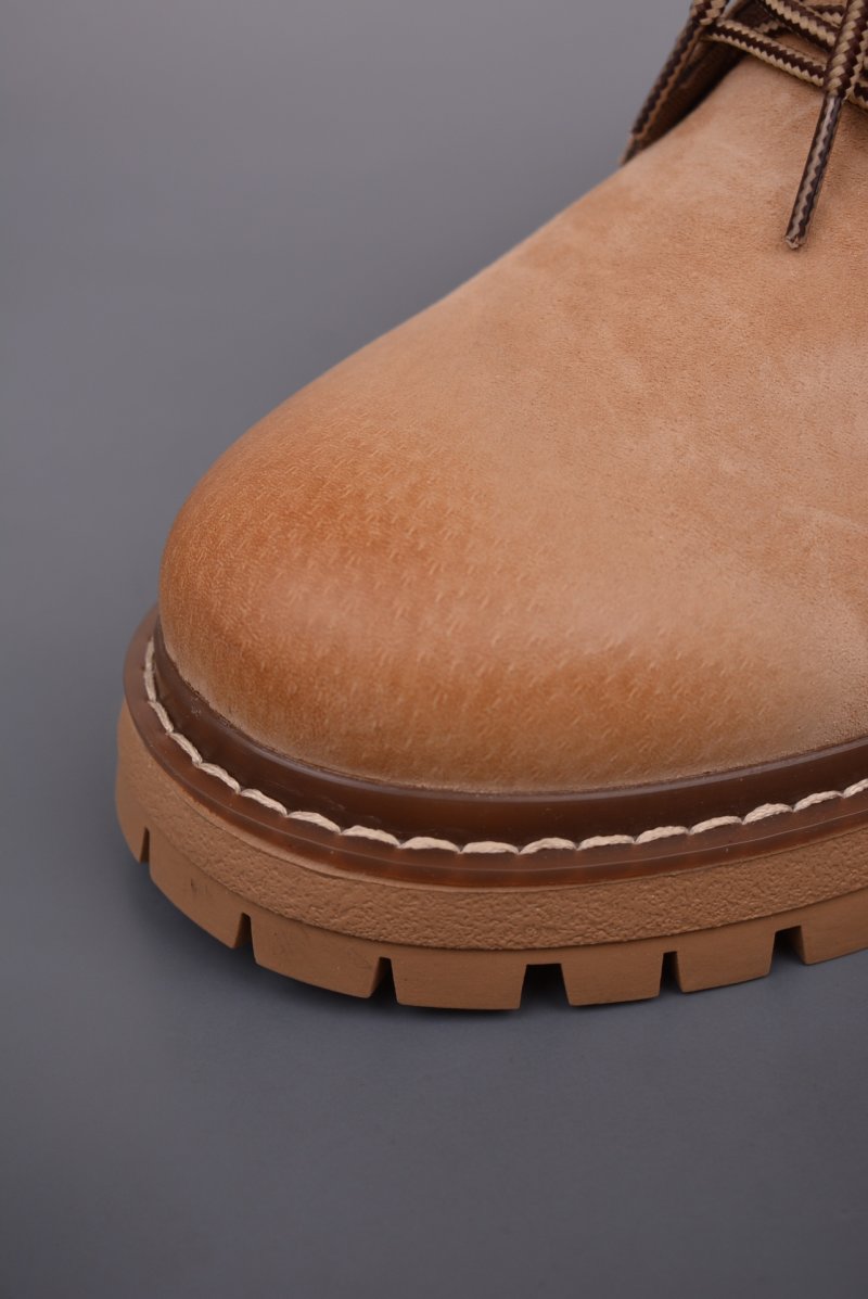 Boots 'Gold' view