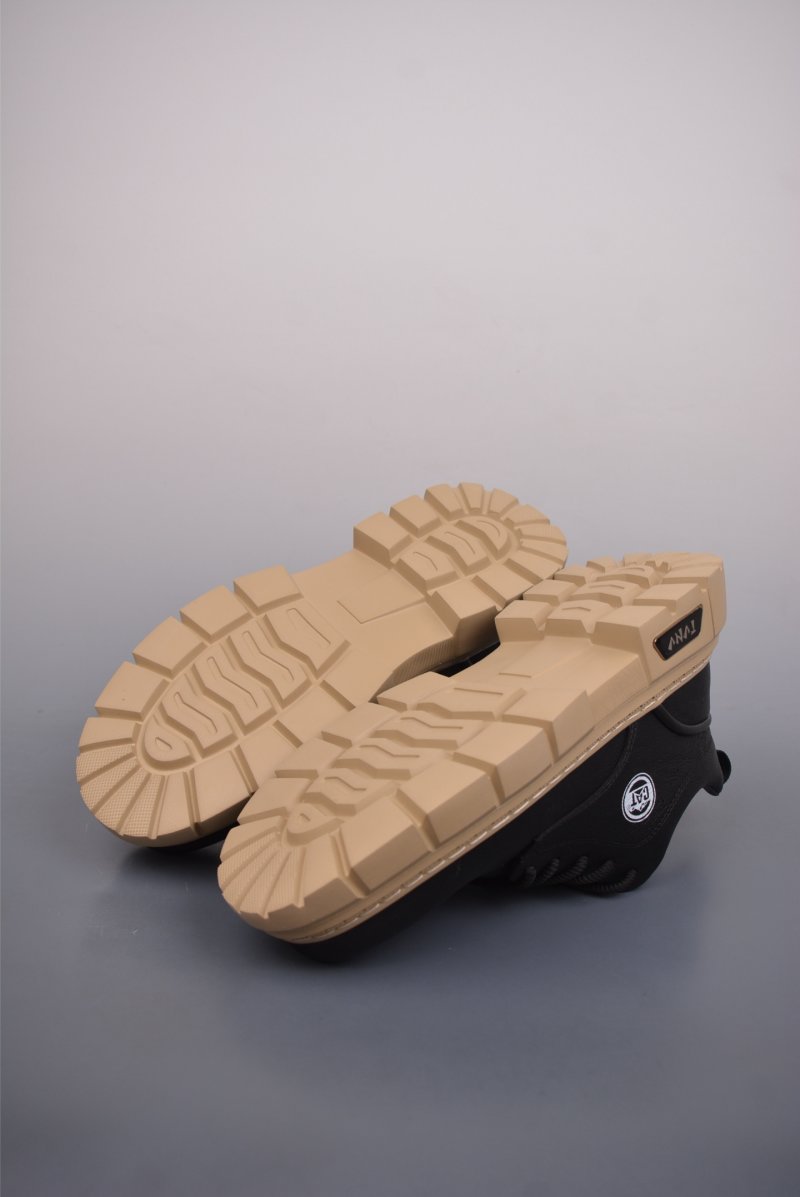 CAT Unisex 'Gold' view