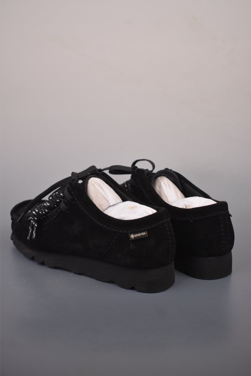 Clarks Originals Wallabee view