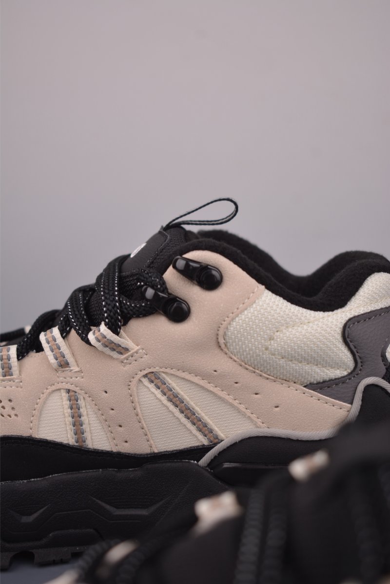 Fila Trek 1S WE view
