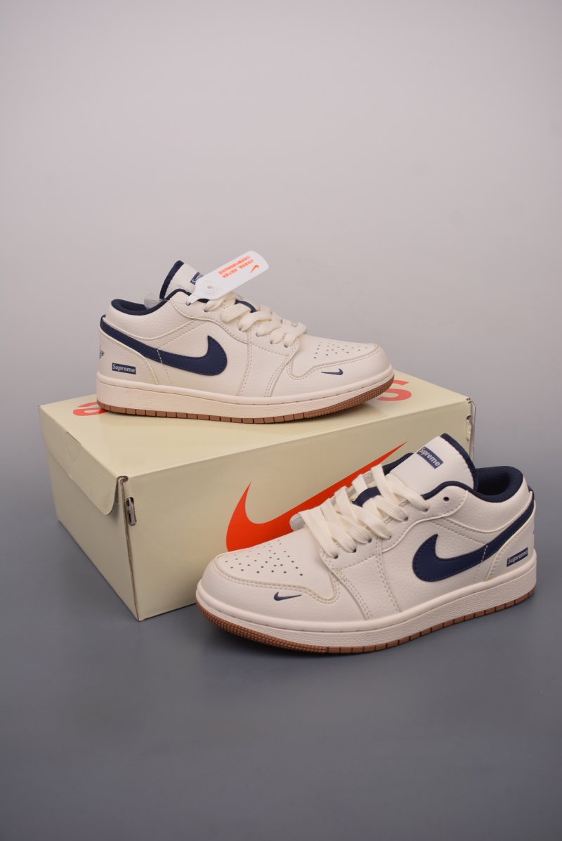 Fragment x Travis Scott x Air Jordan 1 Low 'Black' view