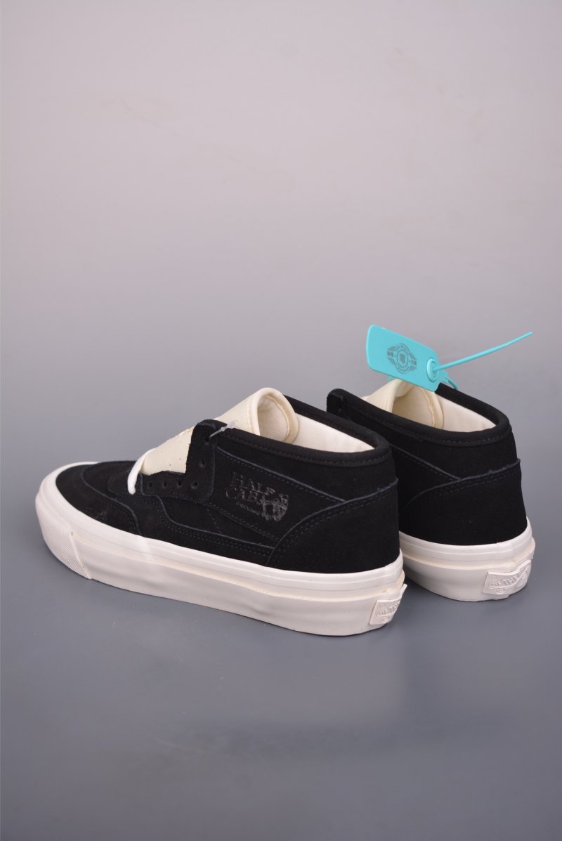 JJJJound x Vans Half Cab 'Black / White' view