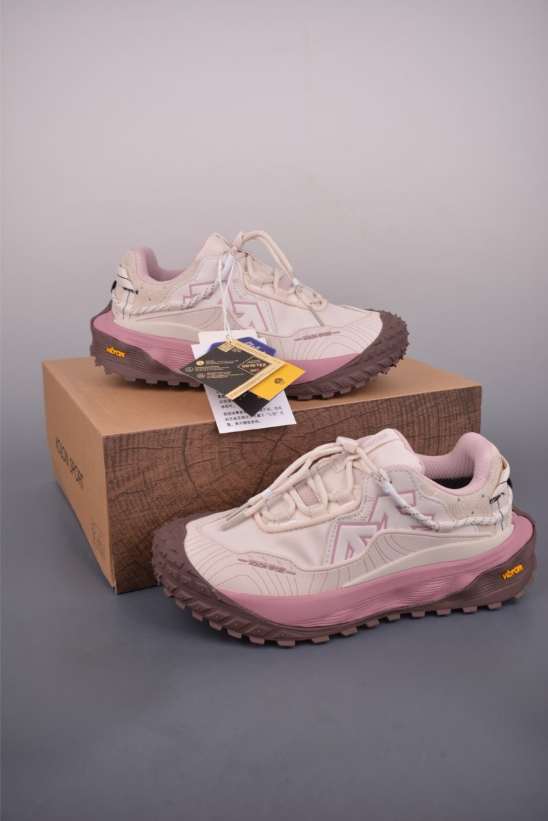 Kolon Litcamp GTX V 'Black / Yellow' view