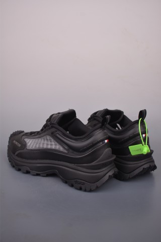 Moncler Trailgrip Lite Cordura Gore-Tex 3M view 2